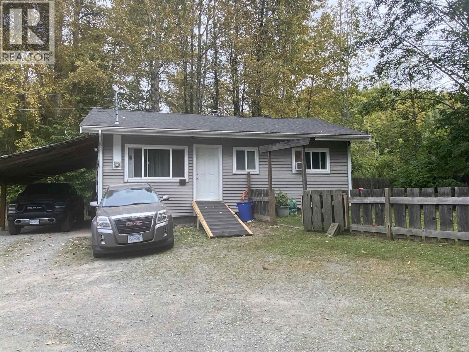 2028 QUEENSWAY Drive, Terrace