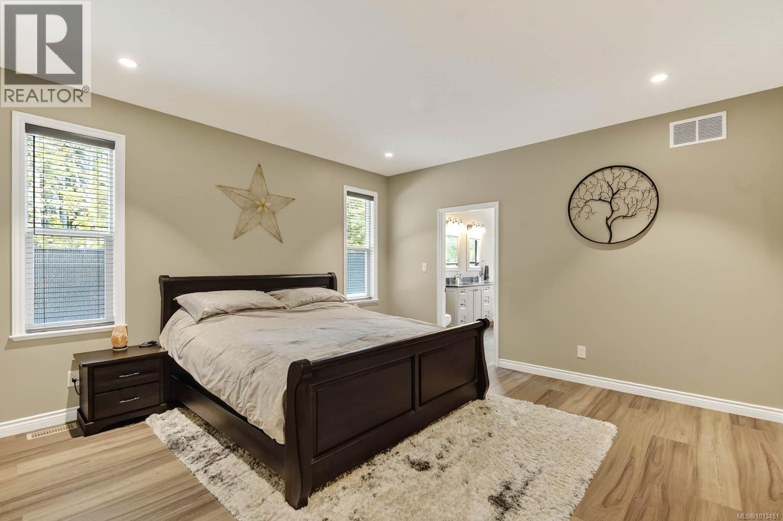 5595 Maebelle Rd, Port Alberni
