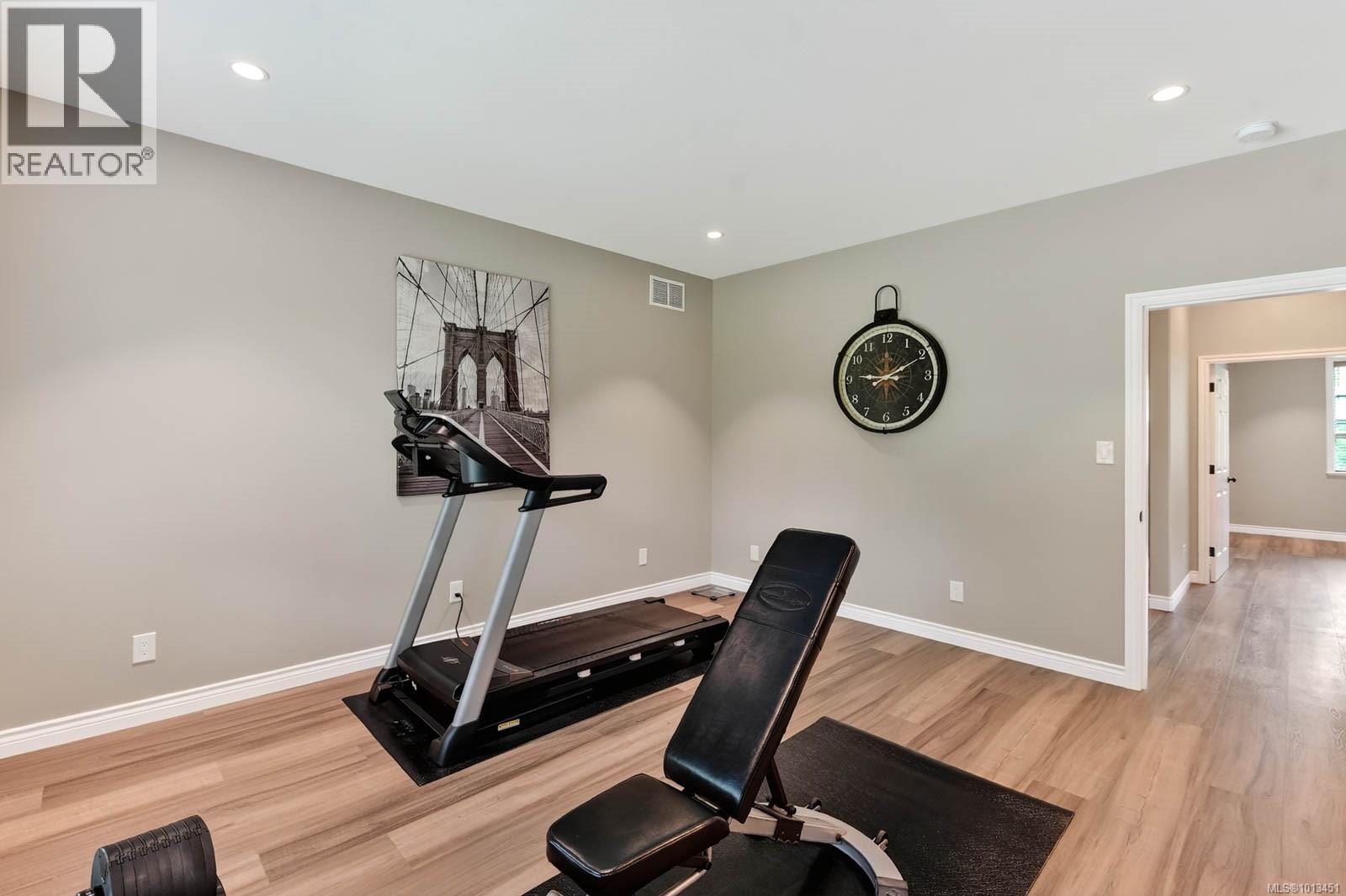 5595 Maebelle Rd, Port Alberni