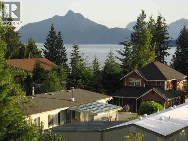 819 BRITANNIA WAY, Squamish