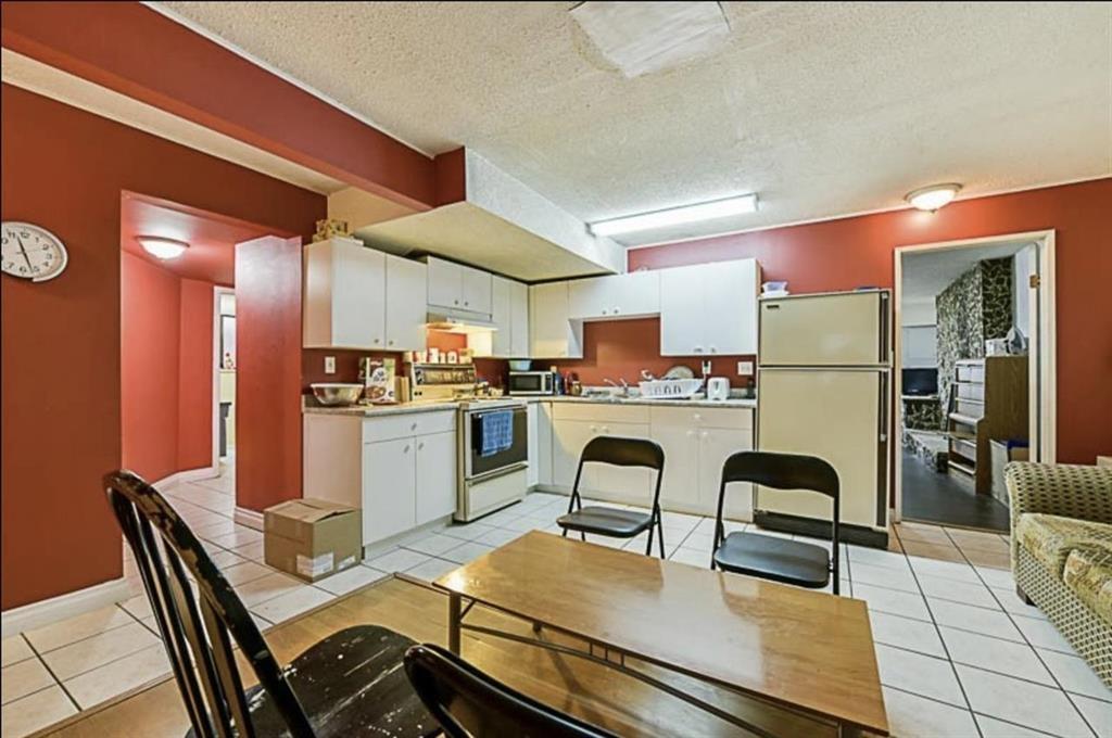 7902 115A STREET Street, Delta