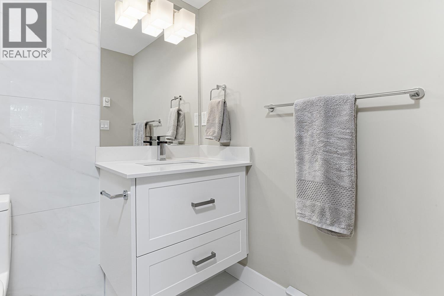 304 22562 121 AVENUE, Maple Ridge