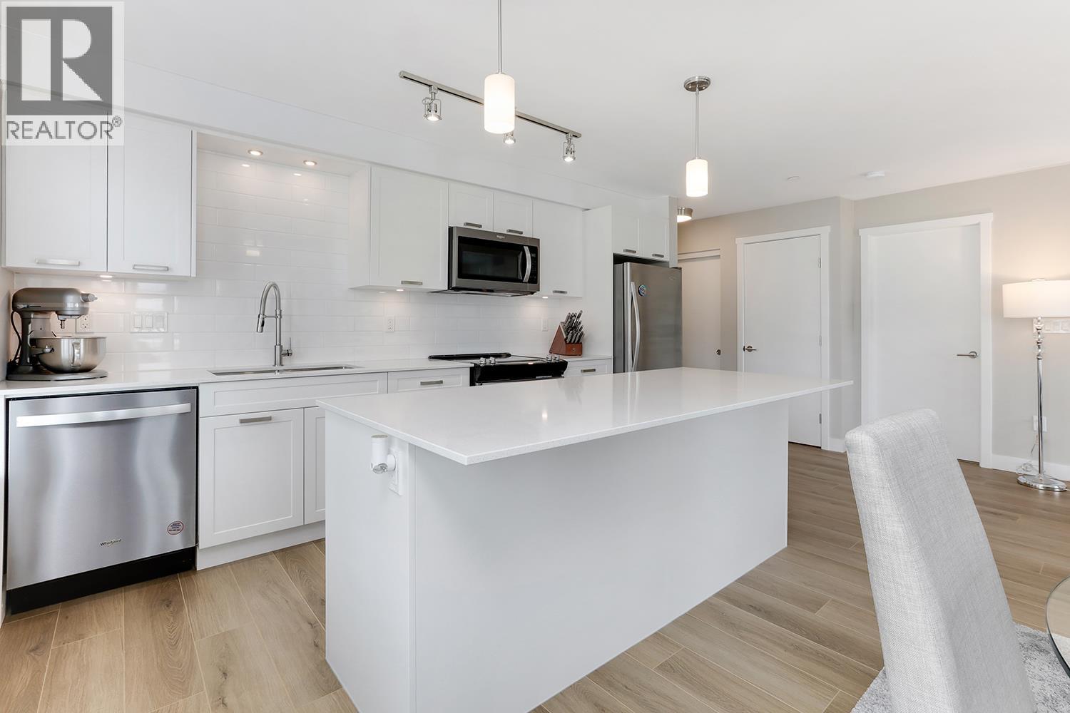 304 22562 121 AVENUE, Maple Ridge