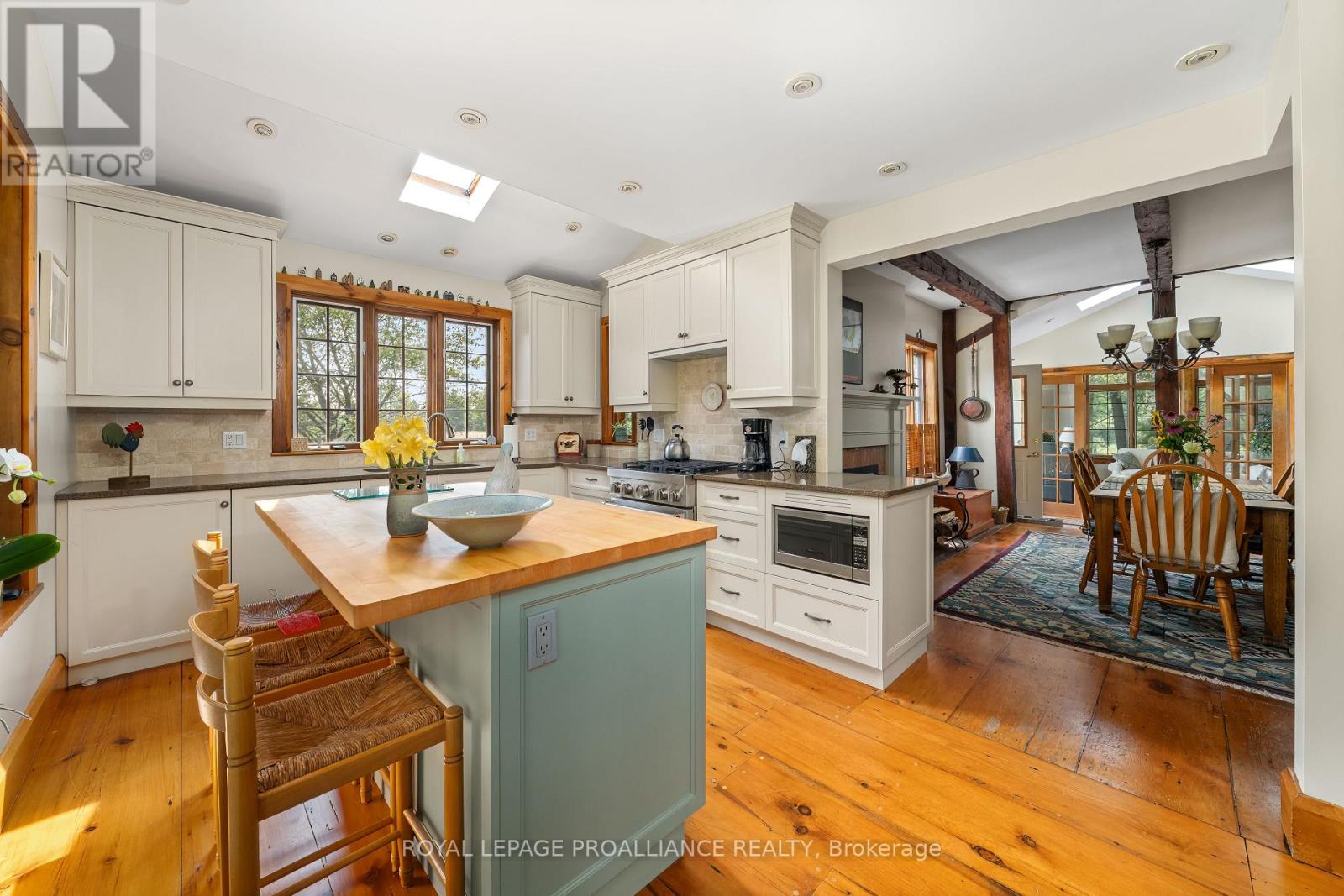 14065 LOYALIST PARKWAY - 14