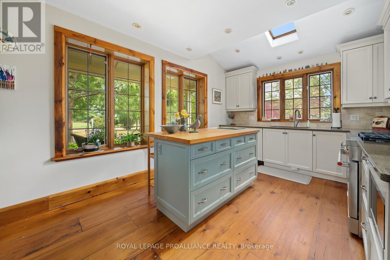 14065 LOYALIST PARKWAY - 15