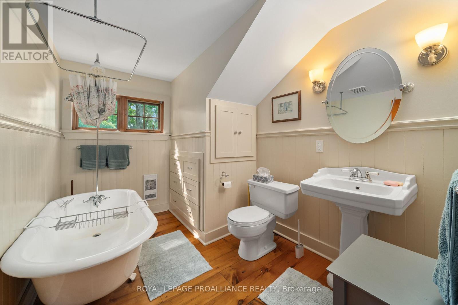 14065 LOYALIST PARKWAY - 34