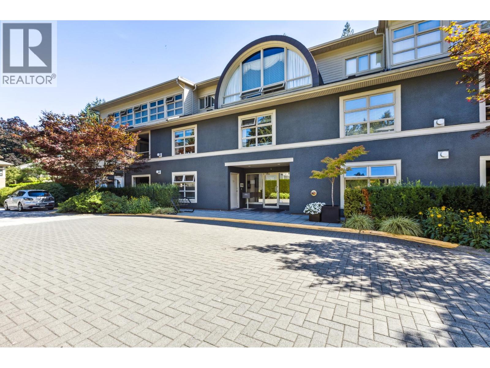 303 3750 EDGEMONT BOULEVARD, North Vancouver