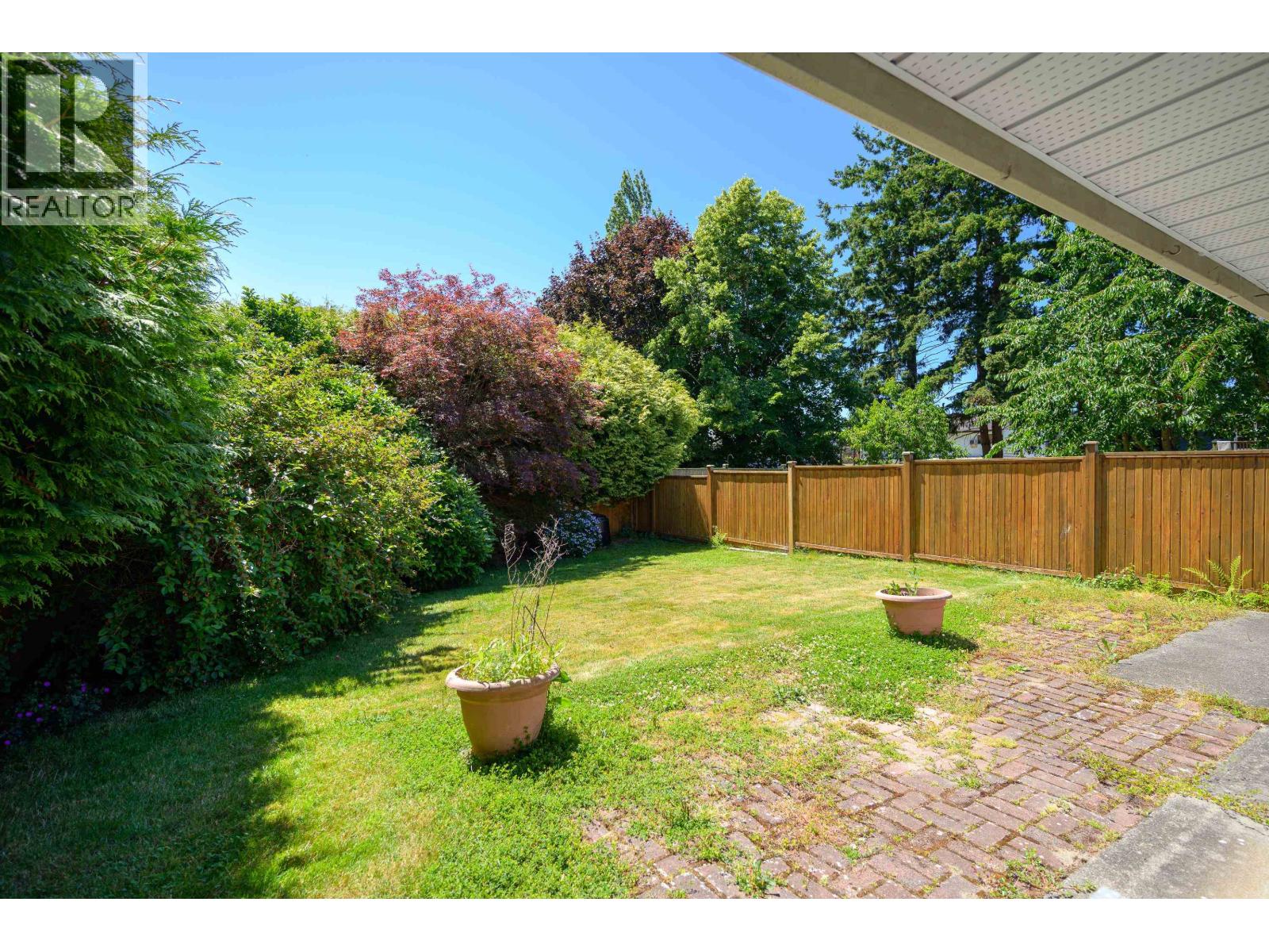 4814 GLENDALE Avenue, Ladner