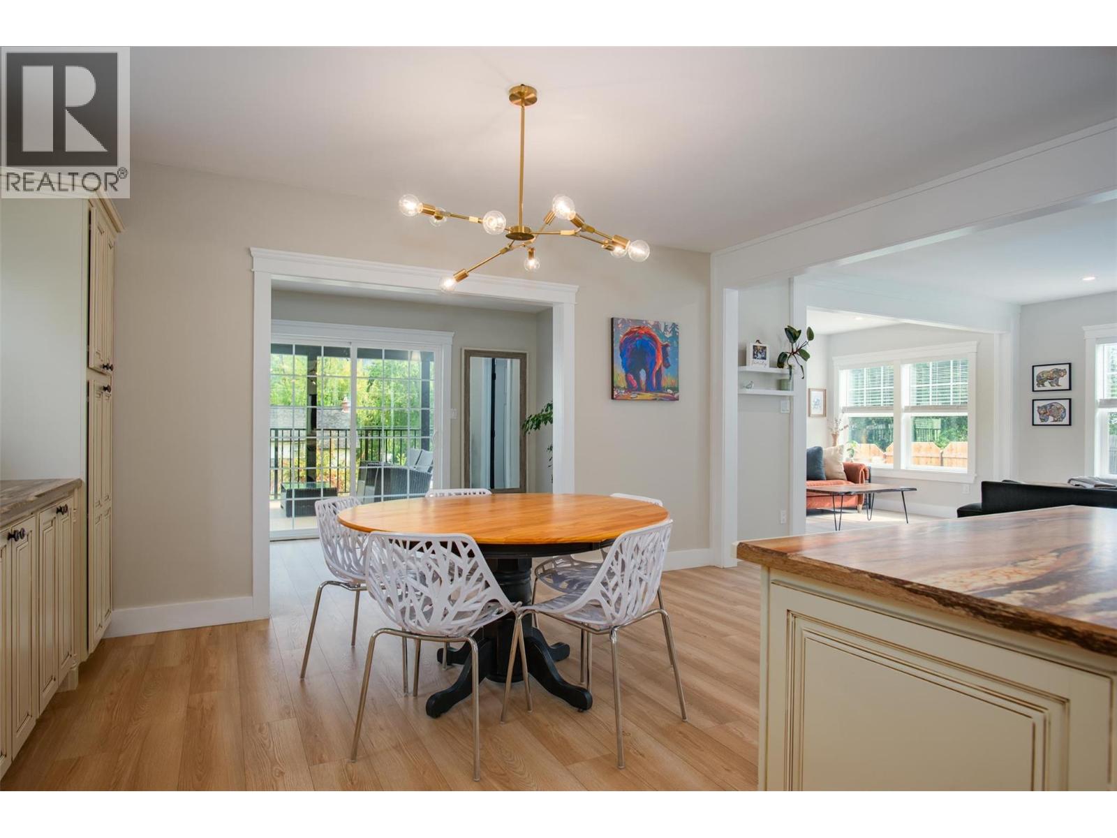300 KOOTENAY Avenue, Trail