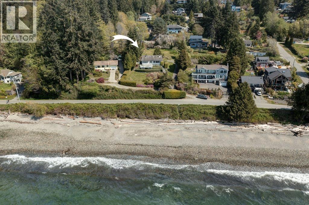 1708 OCEAN BEACH ESPLANADE, Gibsons