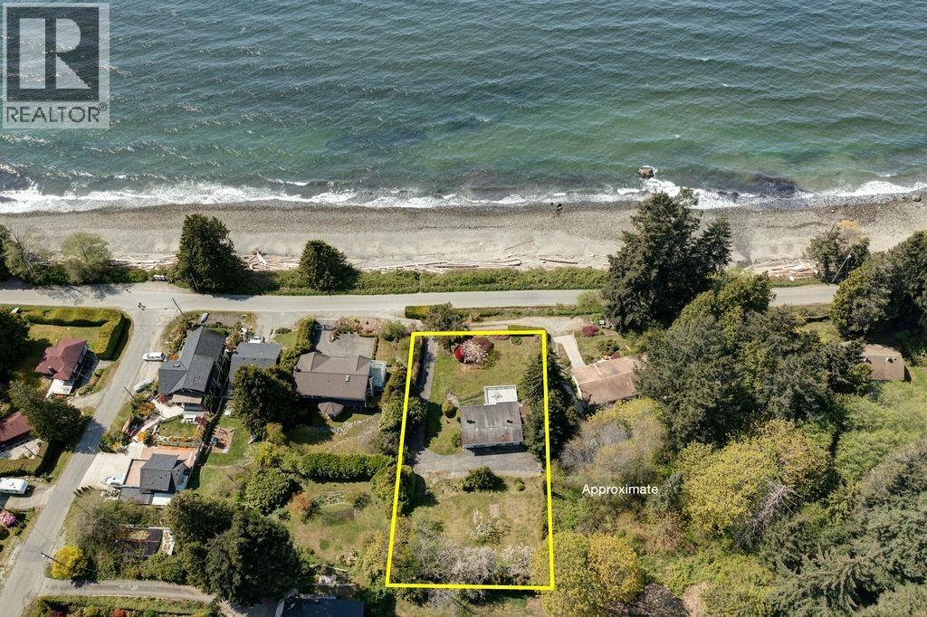 1708 OCEAN BEACH ESPLANADE, Gibsons
