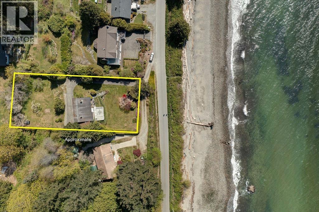 1708 OCEAN BEACH ESPLANADE, Gibsons