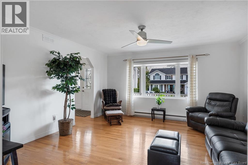 409 Gaspe Street - 28