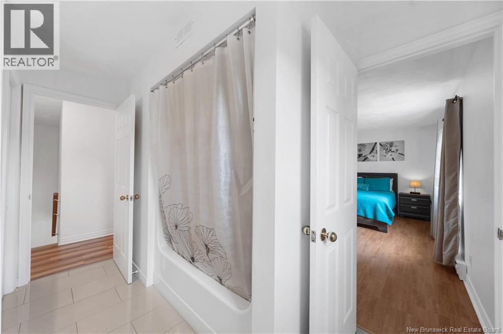409 Gaspe Street - 34