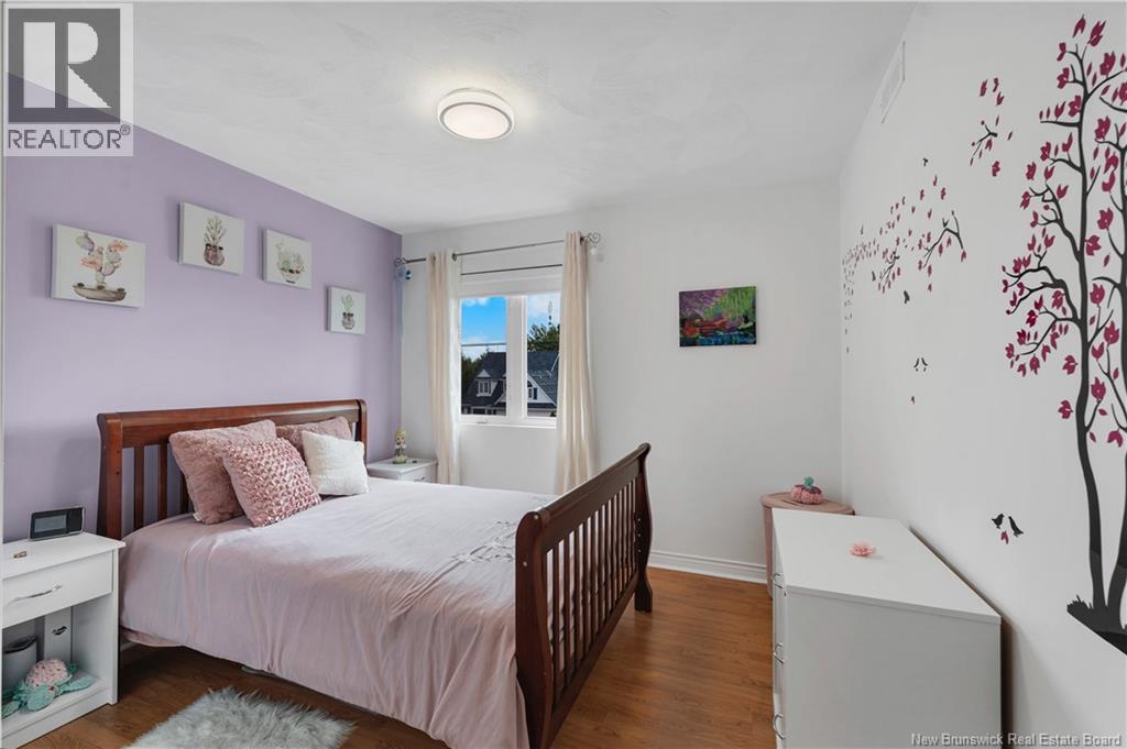409 Gaspe Street - 36