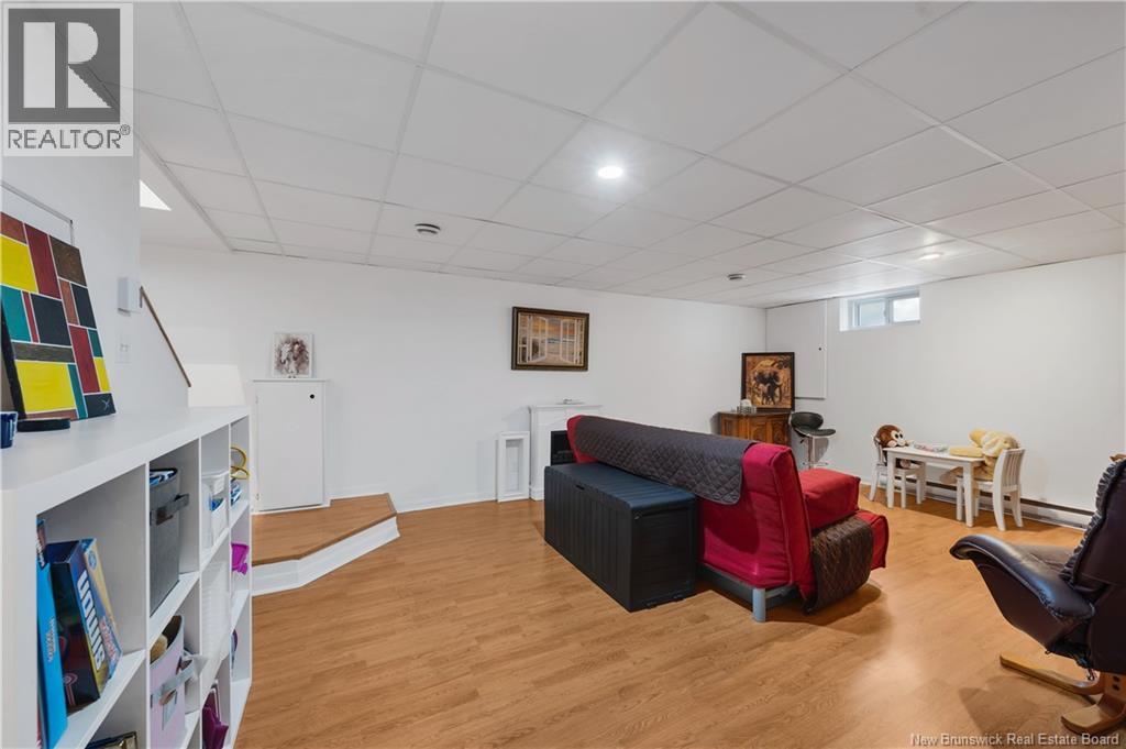 409 Gaspe Street - 41
