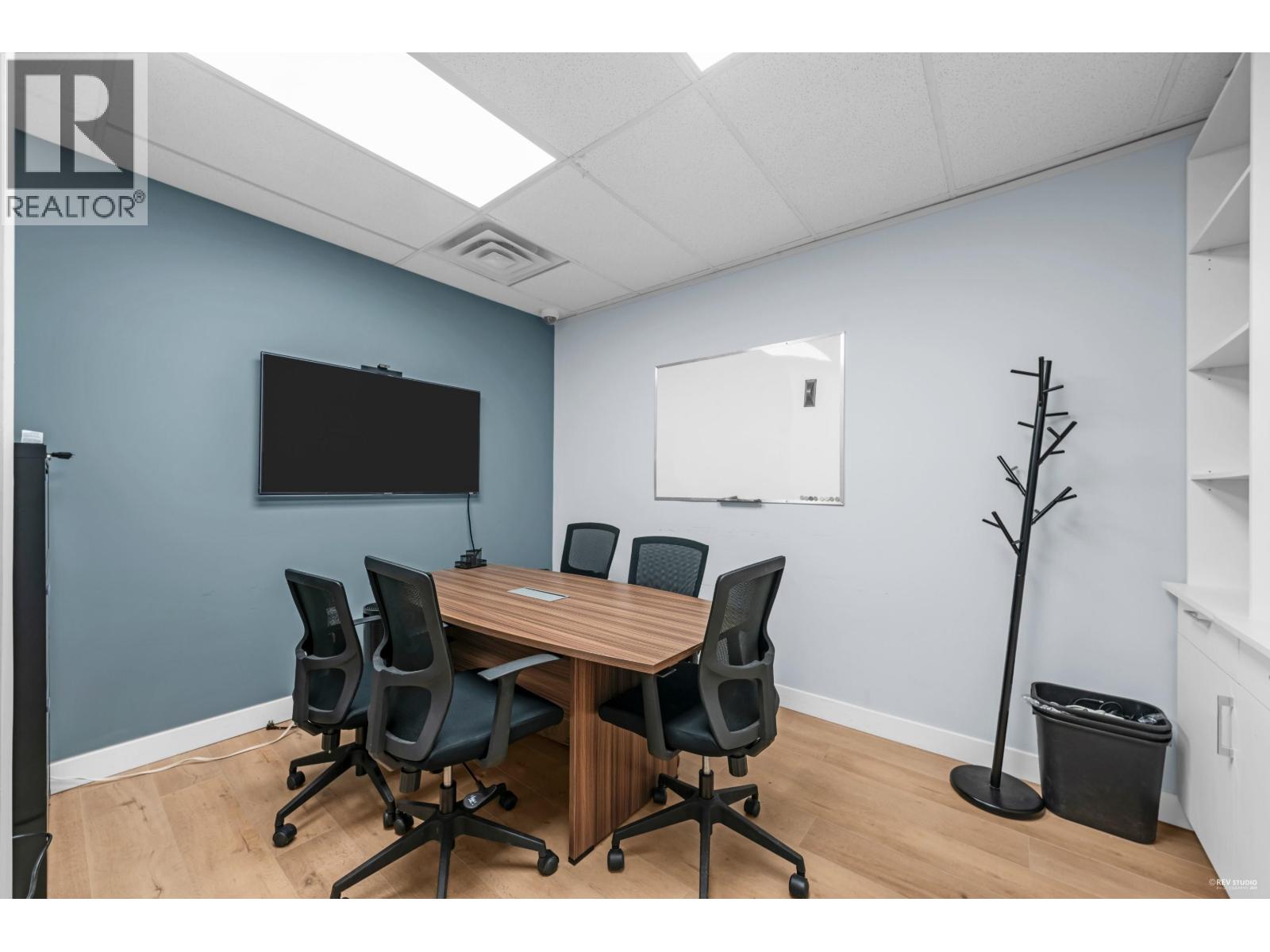 Business in Vancouver - Image 6