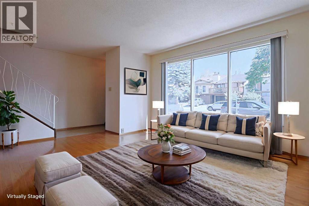 Single Family House for Sale in  Mckinnon Drive NE Mayland Heights Calgary 