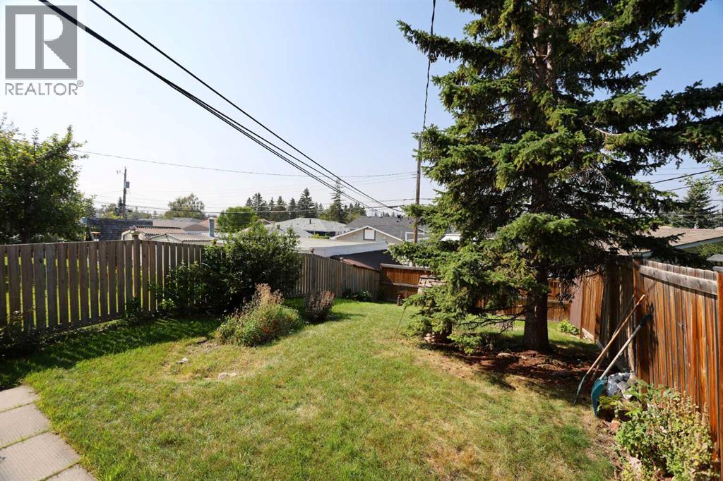 Single Family House for Sale in  Mckinnon Drive NE Mayland Heights Calgary 
