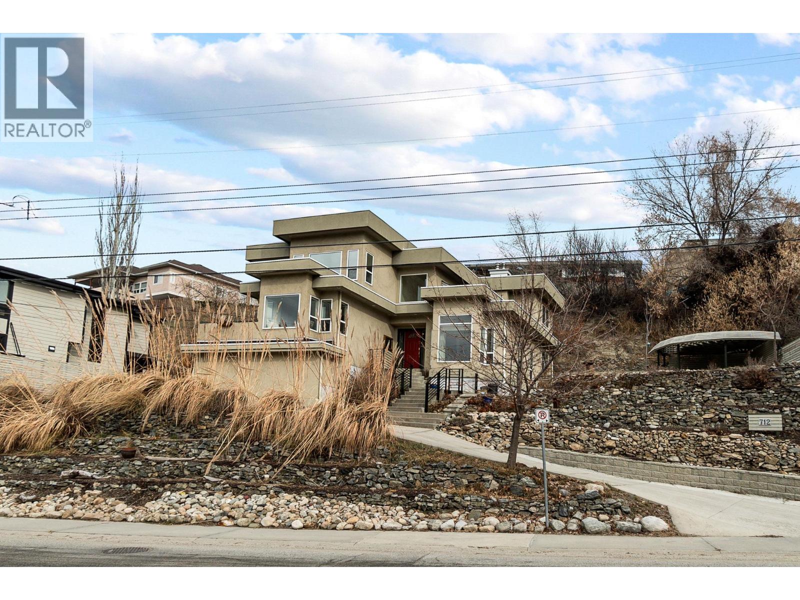  712 Creekside Road, Penticton