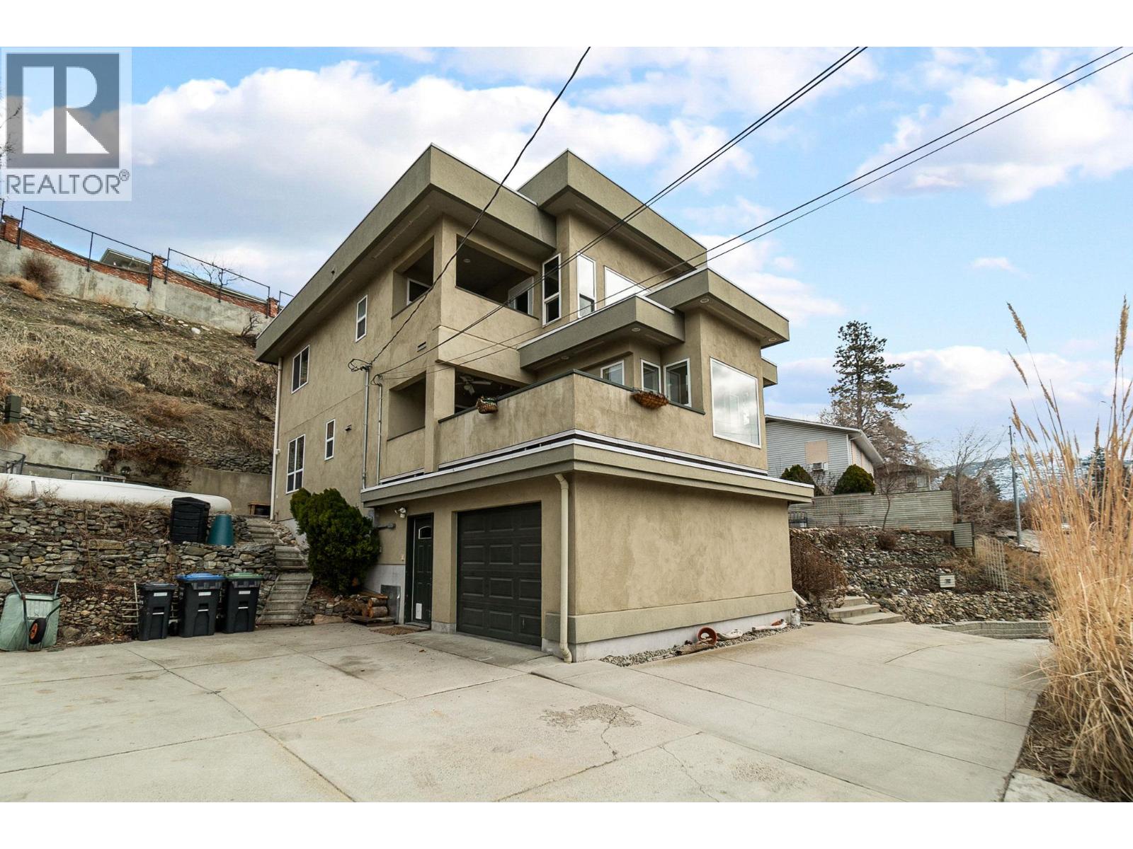  712 Creekside Road, Penticton