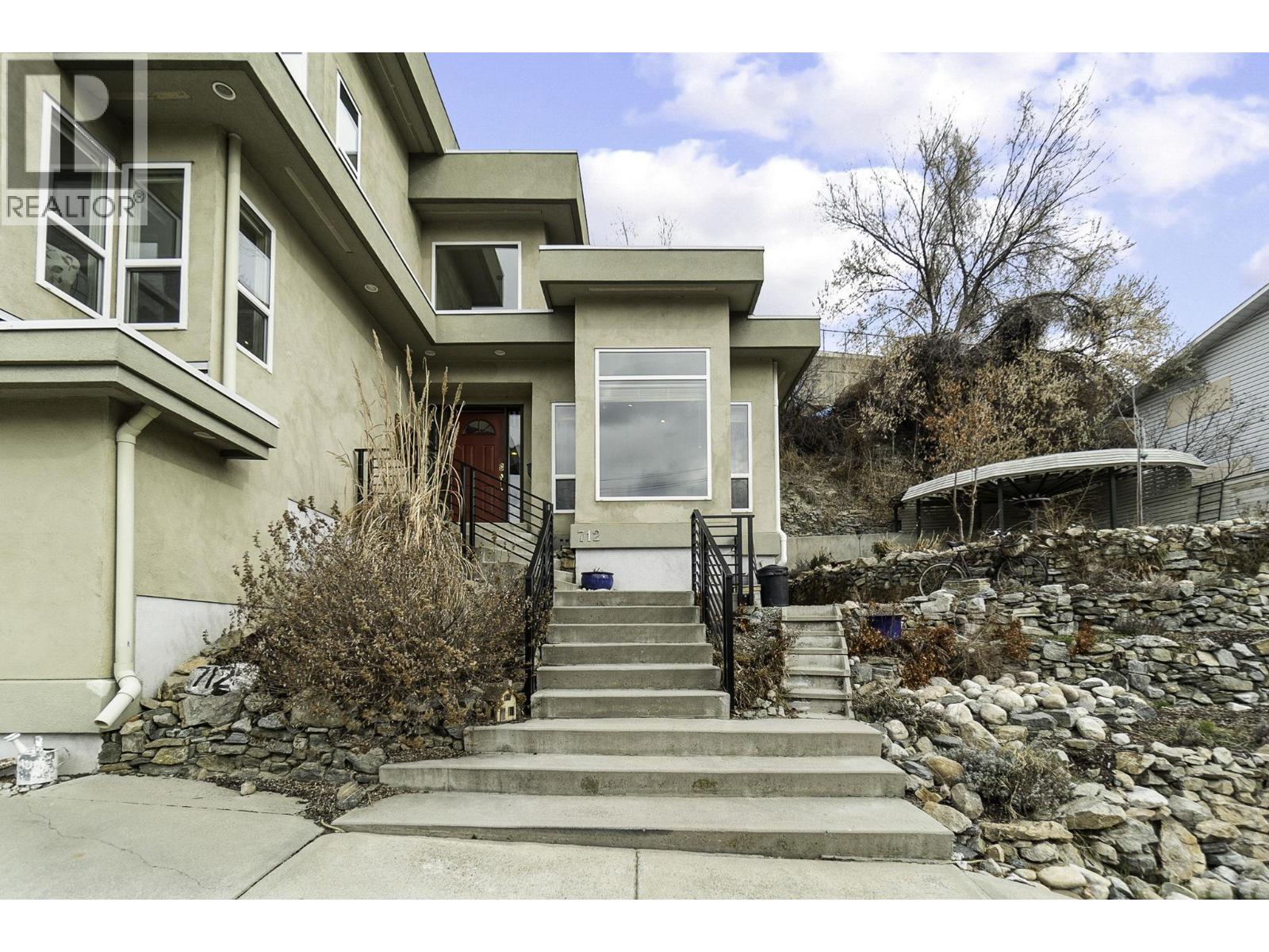  712 Creekside Road, Penticton