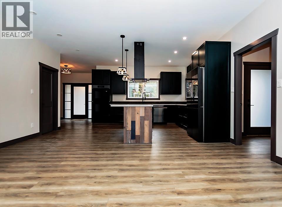 273 LOGANBERRY AVENUE, Kitimat
