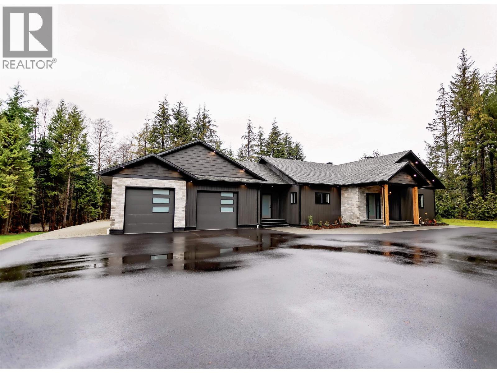 273 LOGANBERRY AVENUE, Kitimat