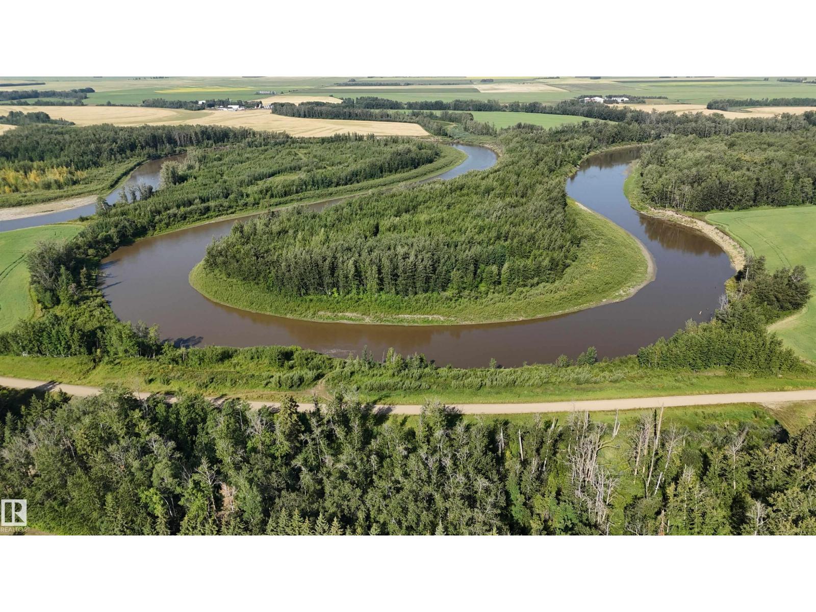 
          61411 RGE ROAD 272
            <br/>
            <span>Rural Westlock County</span>
            , 
            <span>AB</span>
             <span>T7P2P4</span>
         - Photo 9