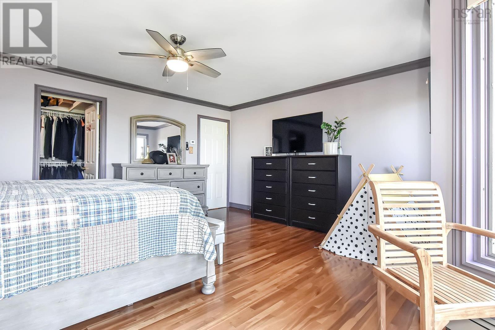 Property 22 of 31 of 1774 Waverley Road