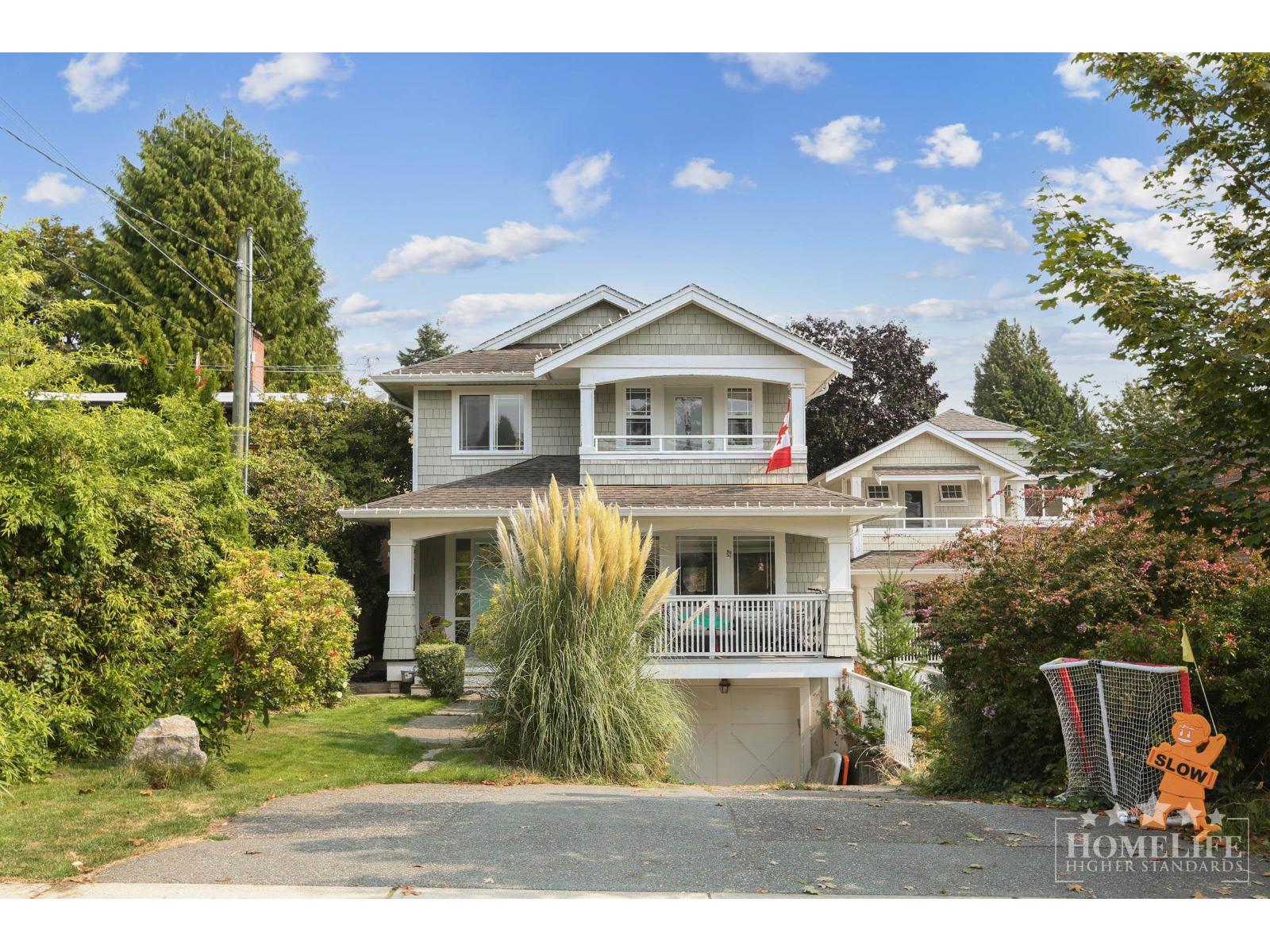 942 MAPLE STREET, White Rock