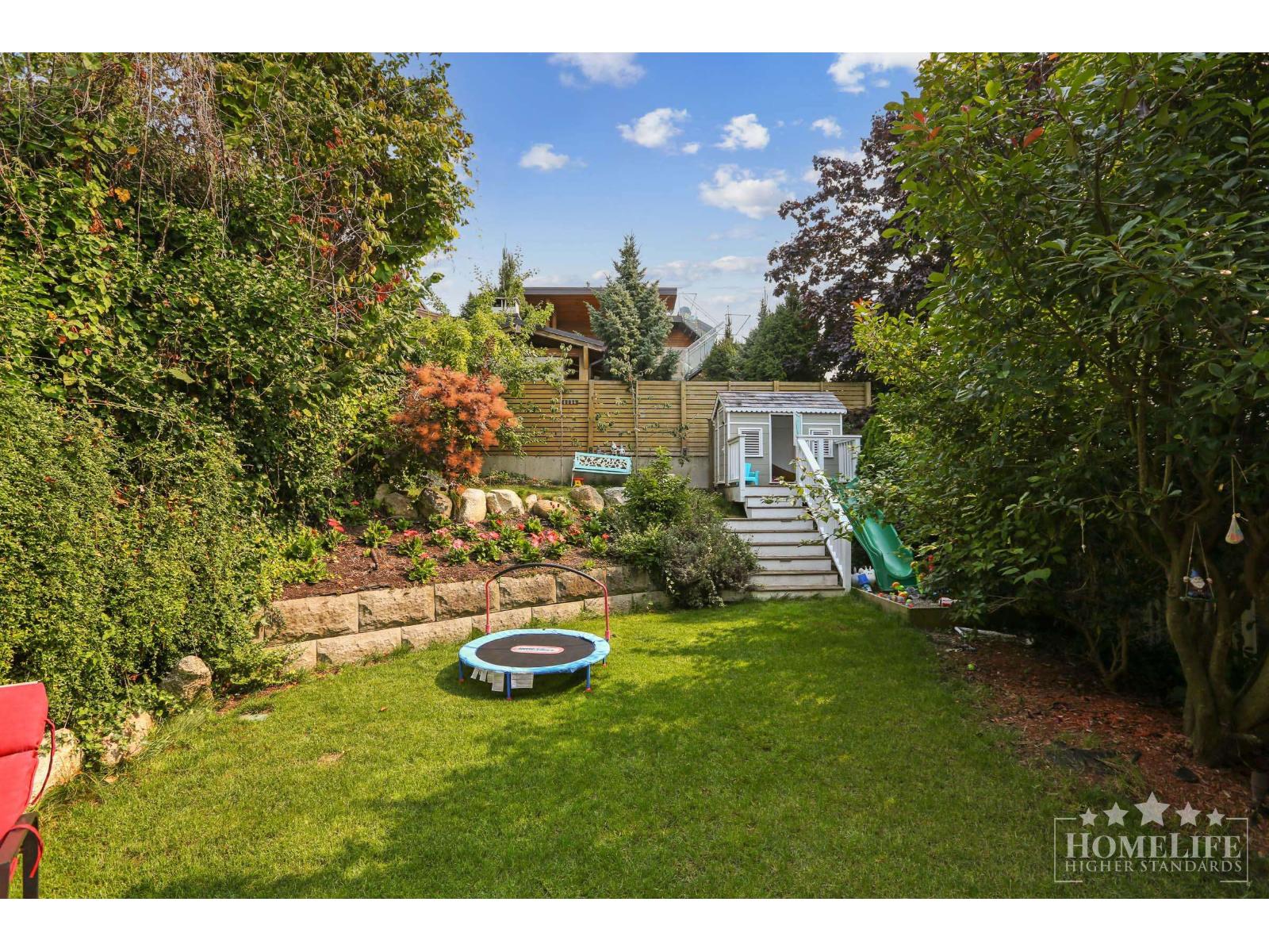 942 MAPLE STREET, White Rock