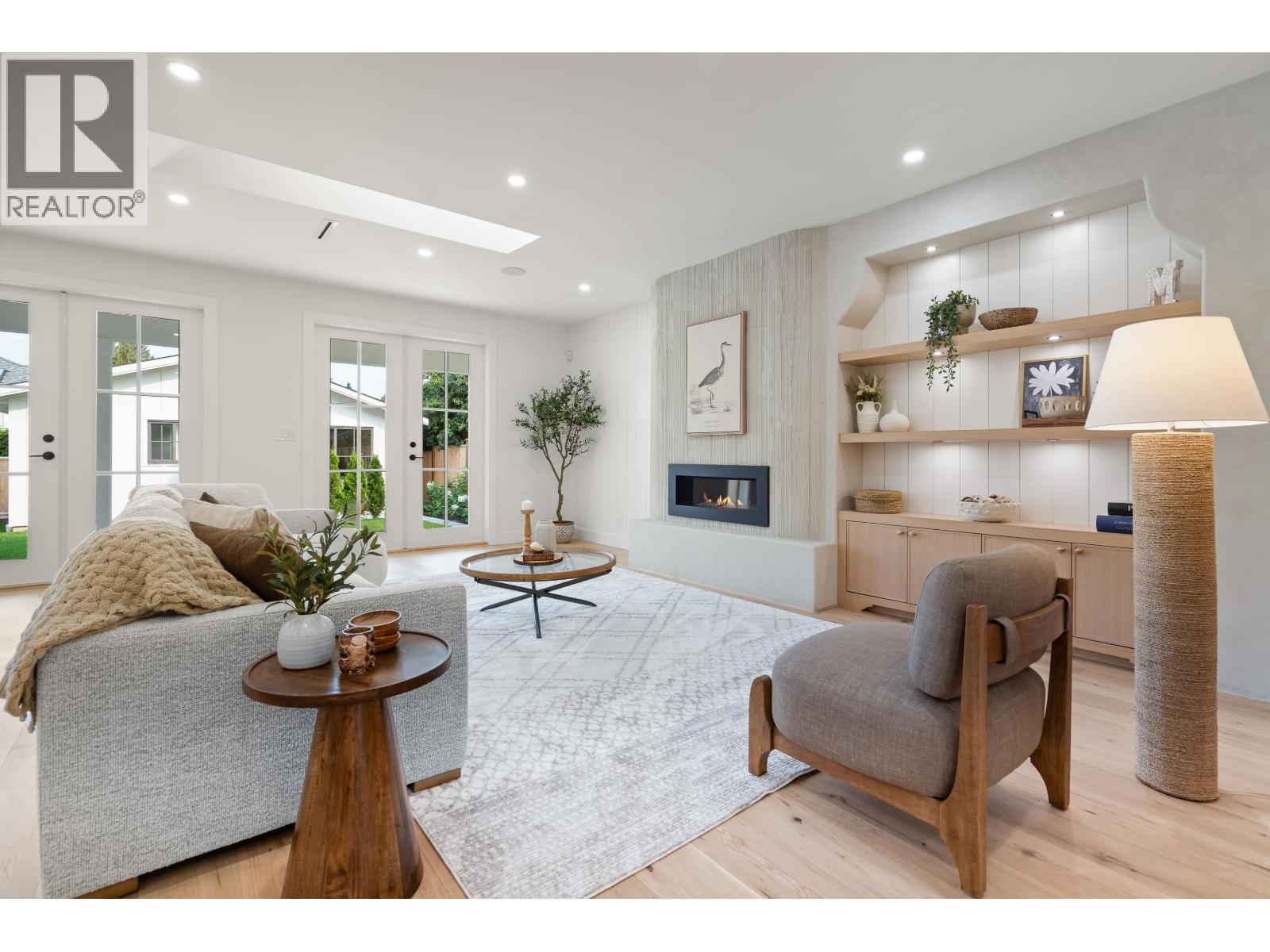998 50B STREET, Tsawwassen