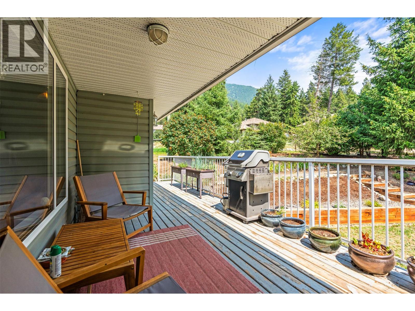 2907 Gyp Road, Falkland