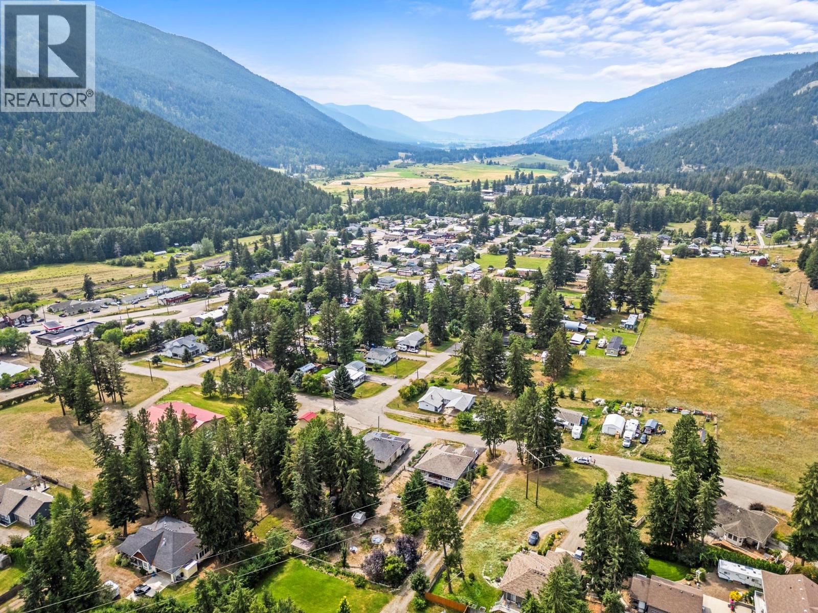 2907 Gyp Road, Falkland