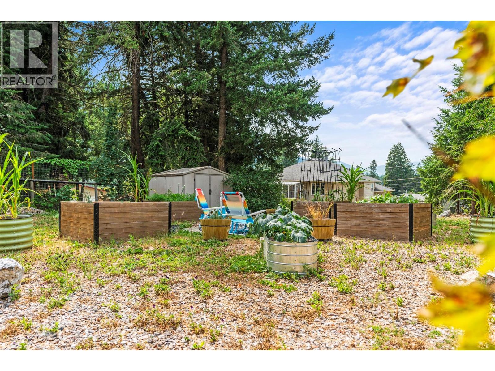2907 Gyp Road, Falkland