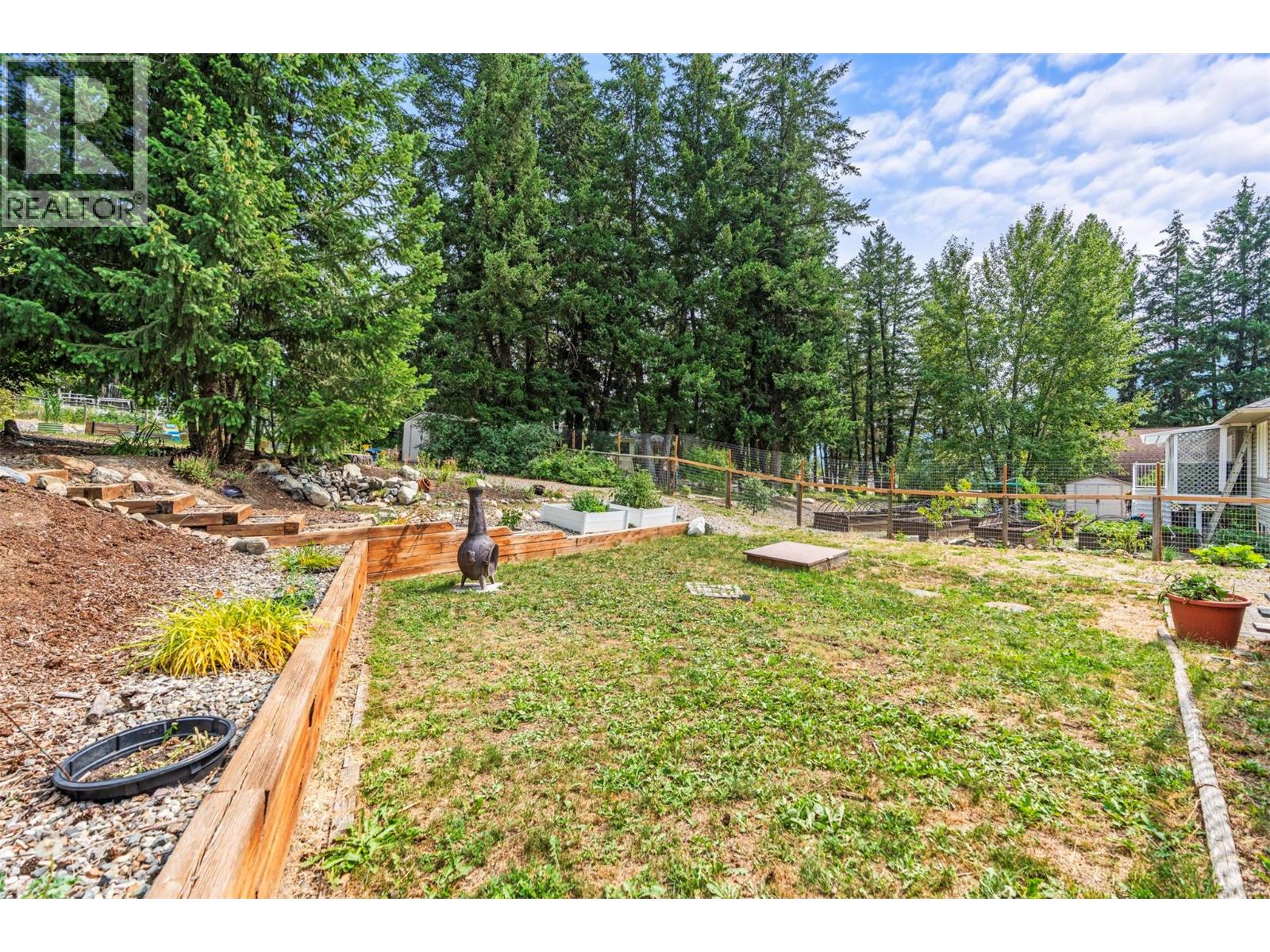 2907 Gyp Road, Falkland