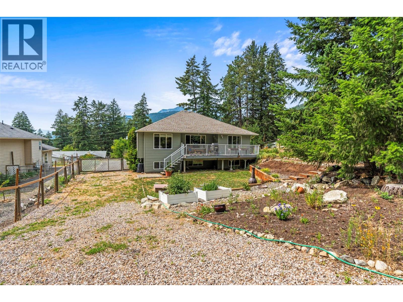 2907 Gyp Road, Falkland
