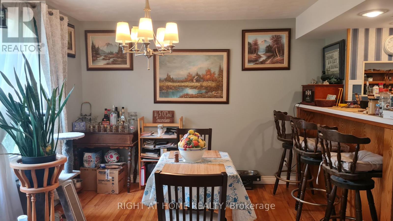 2324 60 HIGHWAY N - 10