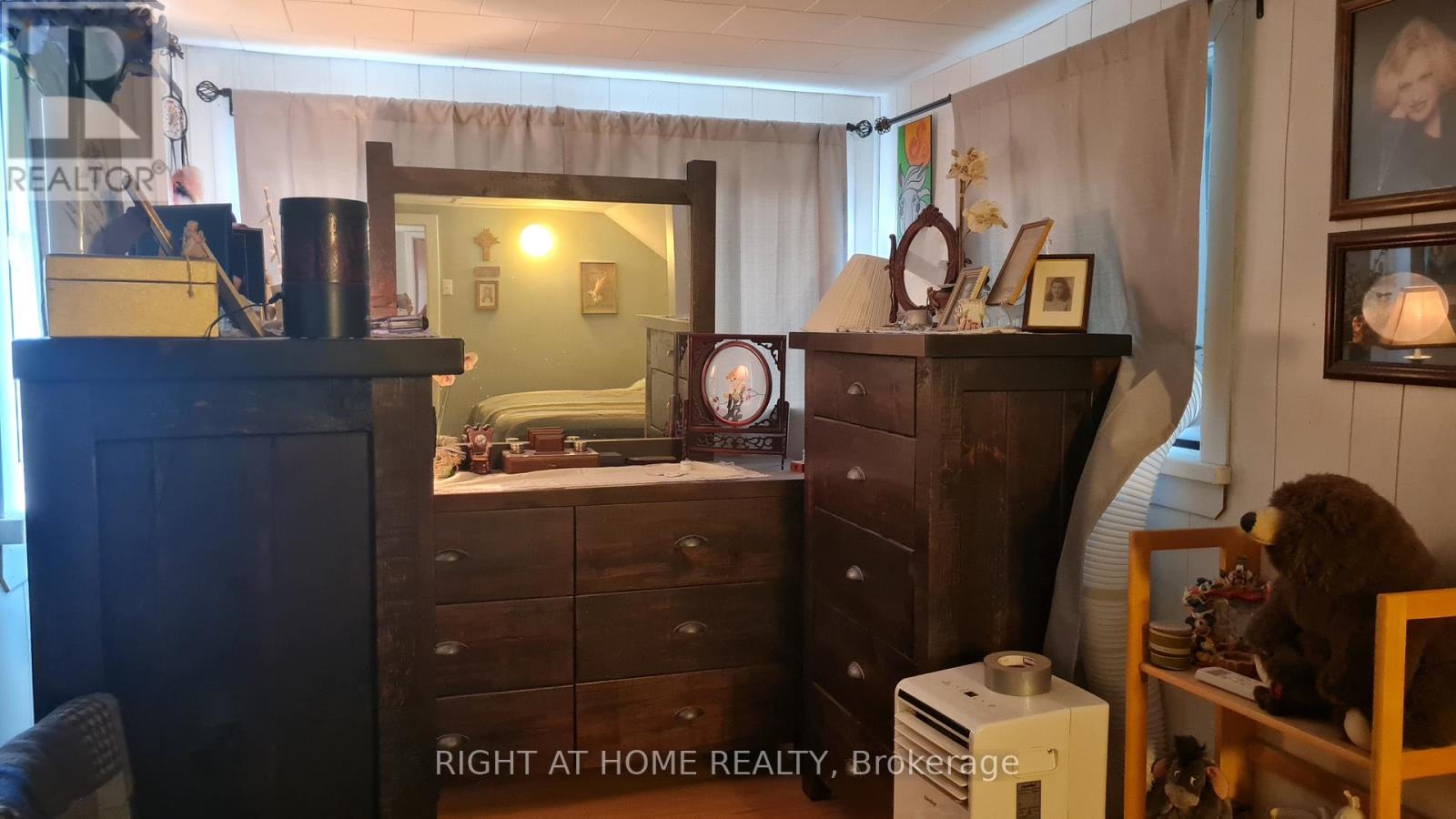 2324 60 HIGHWAY N - 20