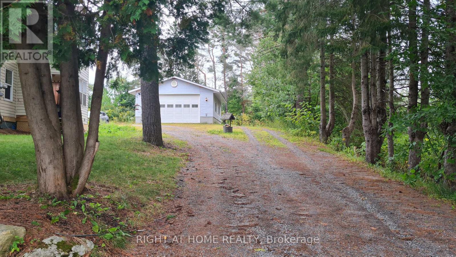 2324 60 HIGHWAY N - 22