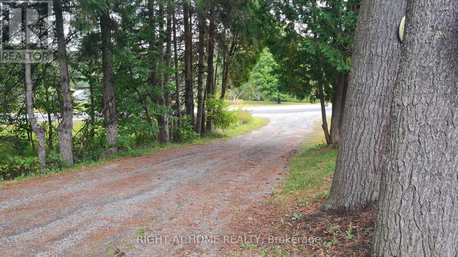 2324 60 HIGHWAY N - 32