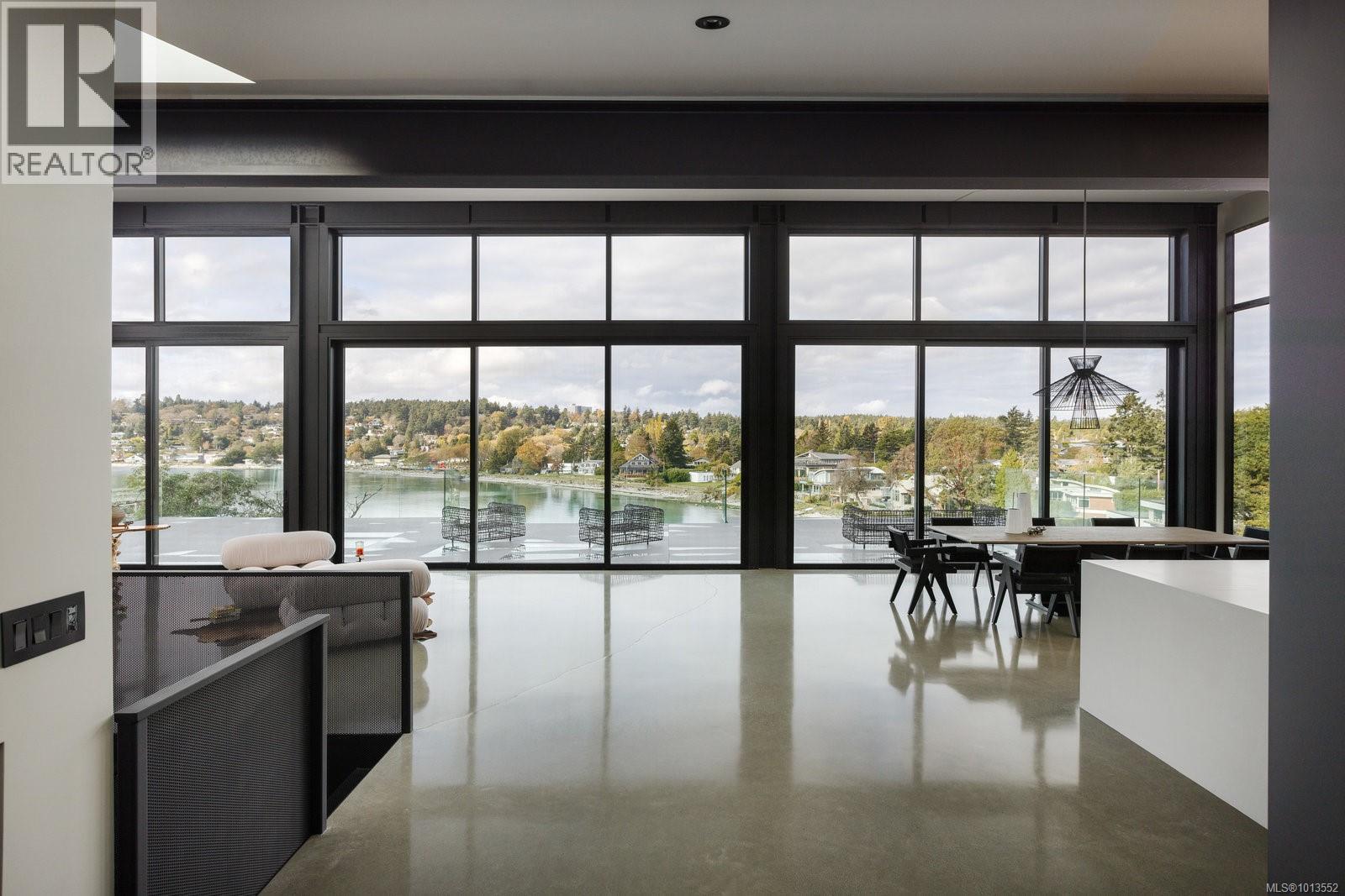  2701 Sea View Road, Saanich