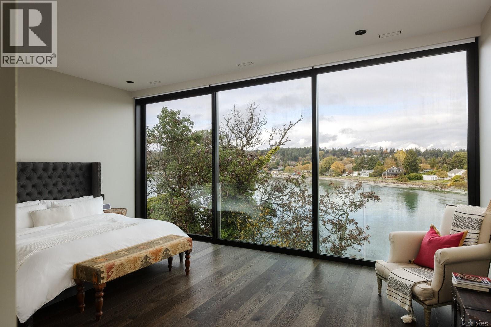  2701 Sea View Road, Saanich