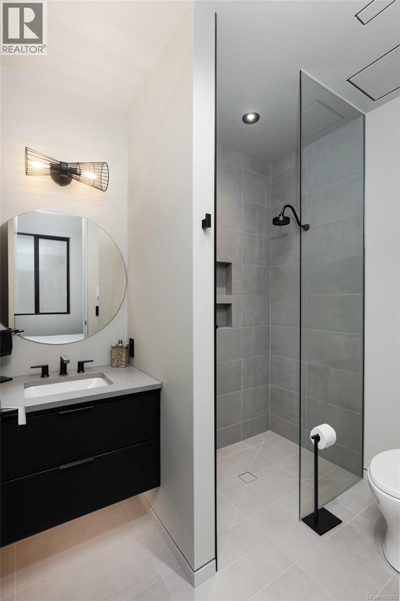  2701 Sea View Road, Saanich