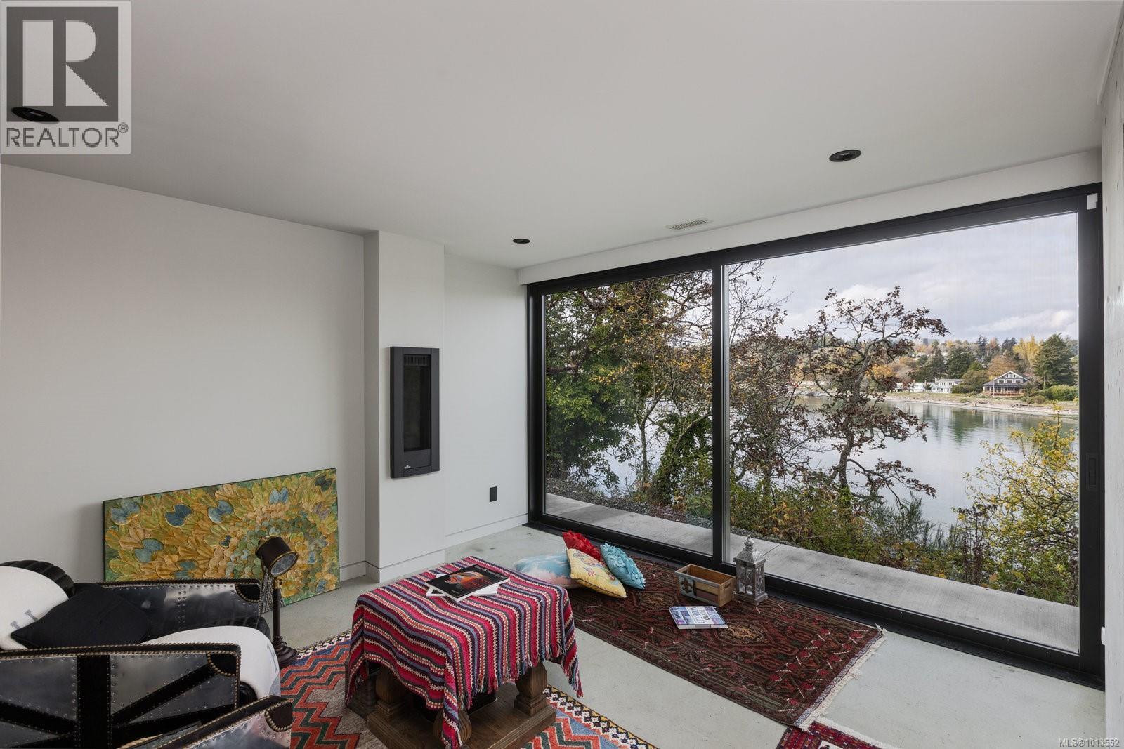  2701 Sea View Road, Saanich