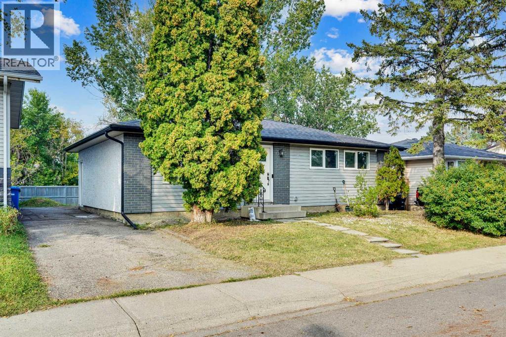 Single Family House Bungalow for Sale in  Lynnover Way SE Ogden Calgary 