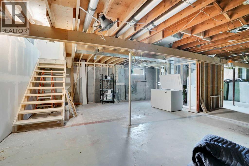 Single Family House Bungalow for Sale in  Lynnover Way SE Ogden Calgary 