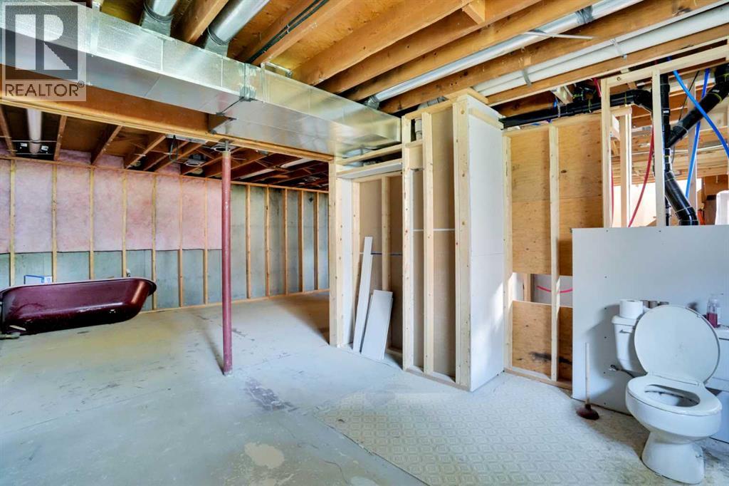 Single Family House Bungalow for Sale in  Lynnover Way SE Ogden Calgary 