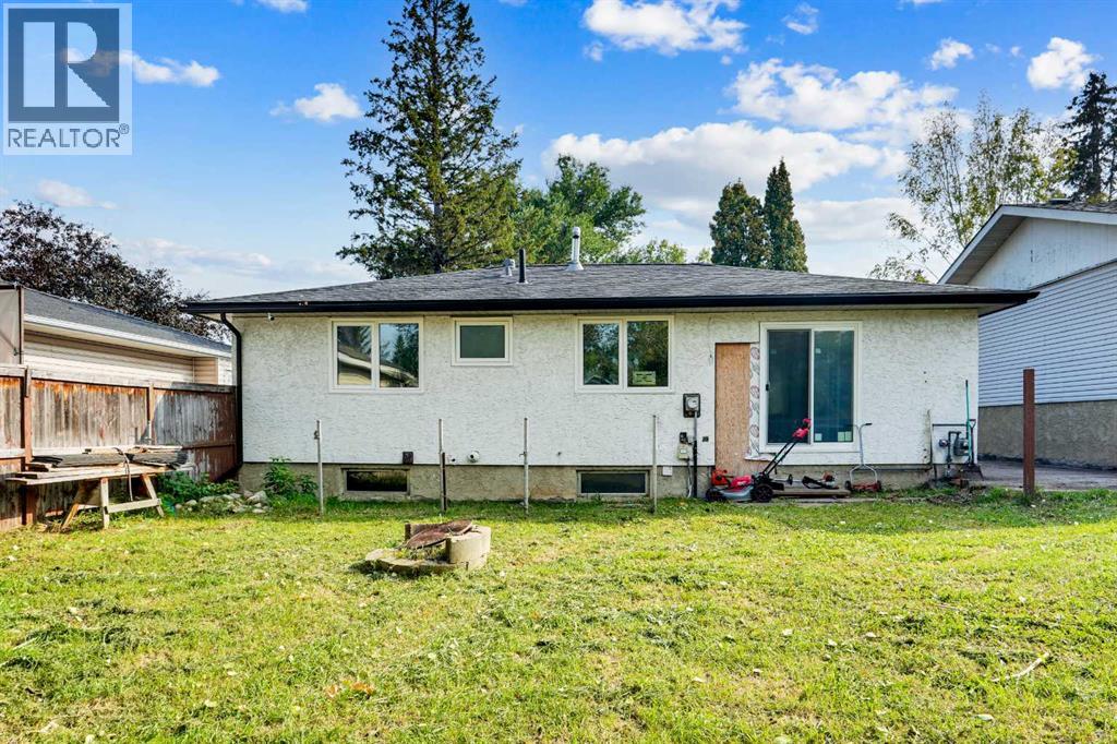 Single Family House Bungalow for Sale in  Lynnover Way SE Ogden Calgary 